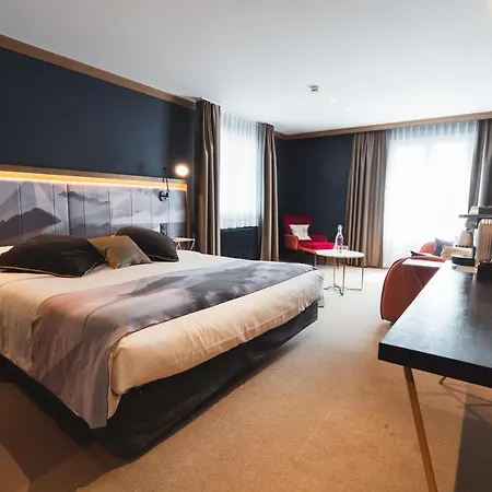Boutique Glacier Hotel 4*