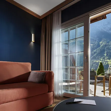 Boutique Glacier 4*