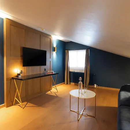 Boutique Glacier 4* Γκρίντελβαλντ