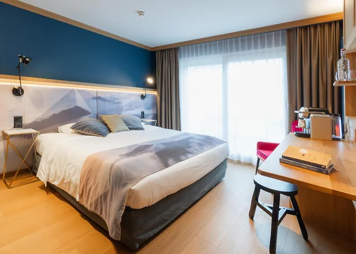 Hotel Boutique Glacier 4*