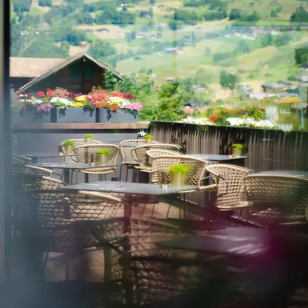 Boutique Glacier Hotel 4*