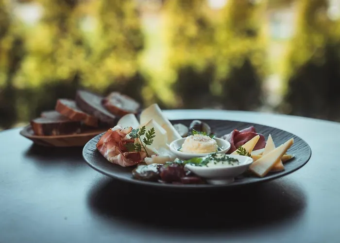 Otel Boutique Glacier 4*